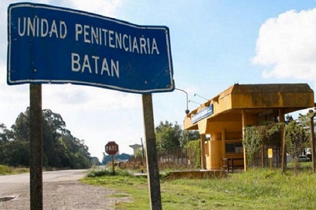 Apuñaló al hijastro y lo detuvieron cuando fue a trabajar
