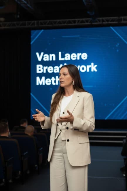 Leia Fanny Van Laere llega a Mar del Plata