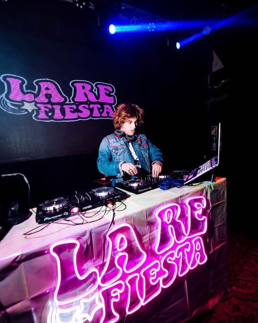 Con doble fecha vuelve a Mar del Plata La Re Fiesta donde está prohibida la música moderna