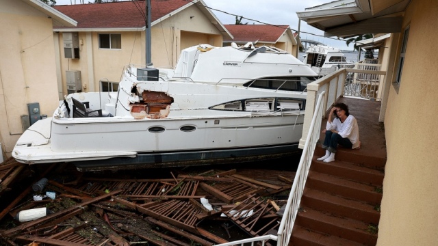 Al menos 15 muertos y ciudades devastadas tras el paso del huracán Ian por Florida