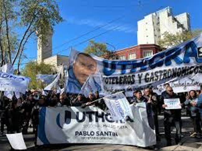  UTHGRA: La conducción de Pablo Santín defiende la legitimidad del derecho a huelga.
