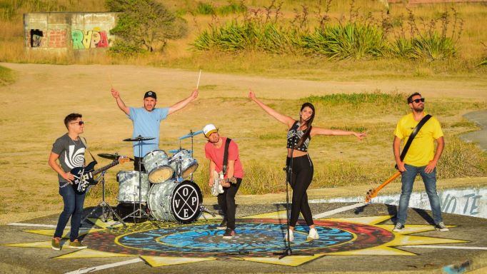 Opuestos por el Vértice regresa a Abbey Road