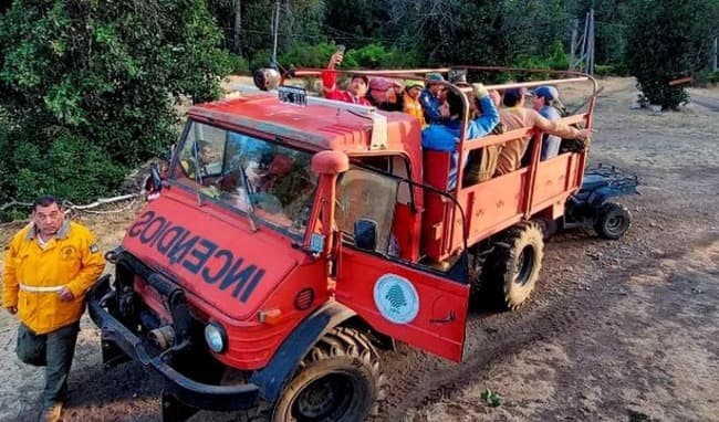 Leia Incendios en Lago Puelo ya consumieron cerca de 3.000 hectáreas