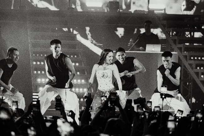 A pura emoción, La Joaqui sorprendió a todos en su primer Luna Park.