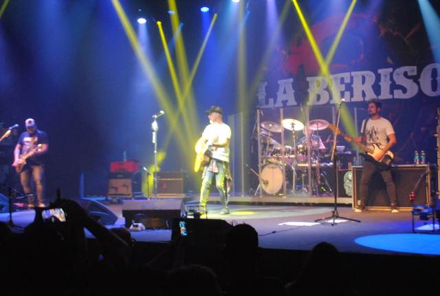 El rock de La Beriso hizo latir al teatro Tronador de Mar del Plata