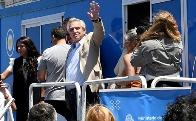 Alberto Fernández celebró tener una «temporada turística récord en 2022 y 2023»