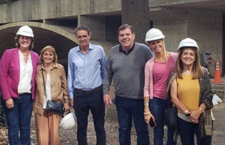 Junto a Montenegro, Katopodis supervisó el avance de las obras en la Casa del Puente