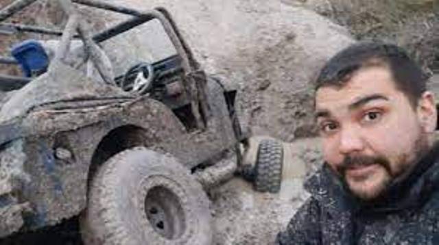 Estaba desaparecido hace 8 días y encontraron sus restos en el interior de un tiburón