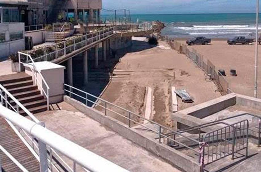 Playa Grande : En favor de más cemento en las playas 