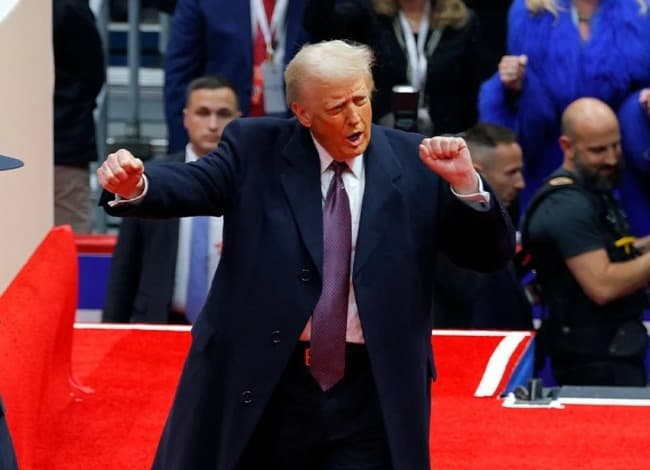 Comenzó la demolición en un sector de la Casa Blanca y construirán un salón de baile para Trump