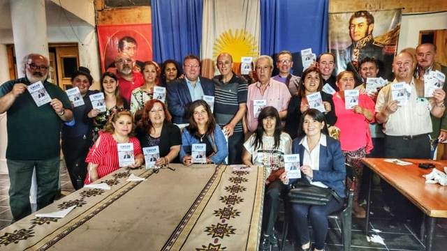 La lista que encabezó Ricardo Elorza apoya a Crear en las elecciones de noviembre