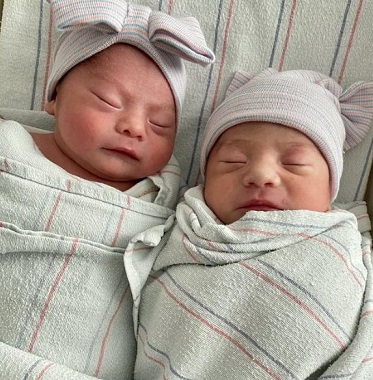 ¡Insólito! Dio a luz a gemelos que nacieron en distinto año: uno en 2021 y otro en 2022