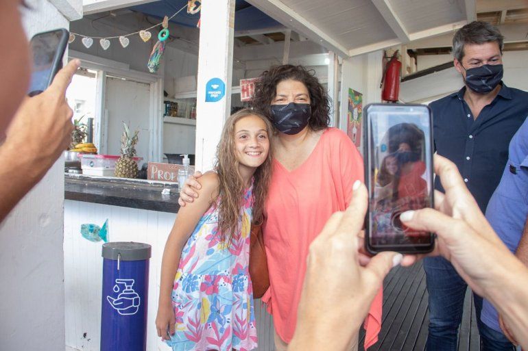 Vizzotti y Lammens recorrieron centros de testeo y vacunación en Mar del Plata