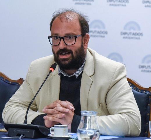 Marplatense Lanza Campaña De Ciudadania Digital En El Congreso