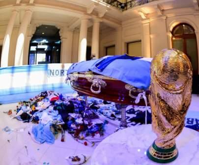 Se conoció el parte de la Junta médica: Afirman que Maradona agonizó durante 12 horas