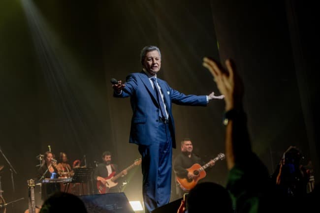 Leia Palito Ortega deslumbró en el Teatro Opera en la previa de su show en Mar del Plata 