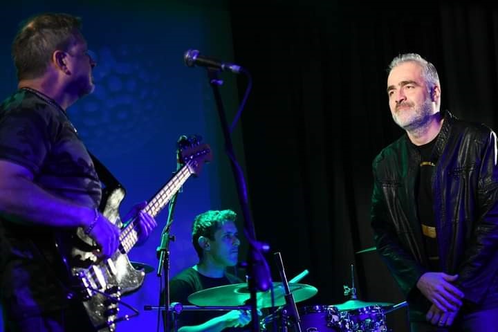 Este sábado un show único con NADA PERSONAL - Soda Stereo Experience