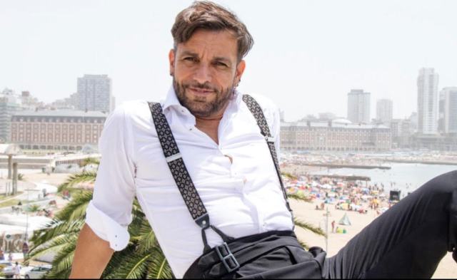 Martin Bossi ganador del Premio Estrella de Mar 2022 al «Mejor espectáculo de Humor»