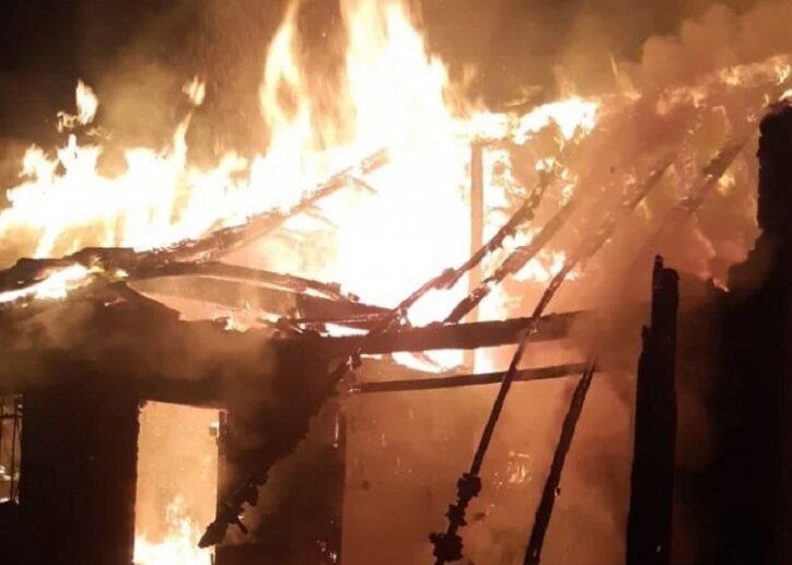 Murió calcinada al incendiarse su casa en Punta Mogotes