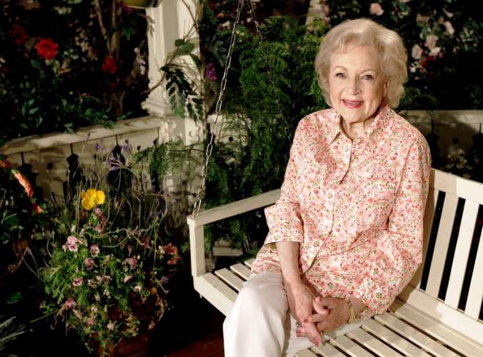 Falleció la icónica actriz Betty White, a los 99 años