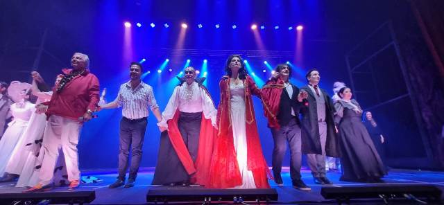Drácula comienza su 2023 en Mar del Plata, primera en taquilla