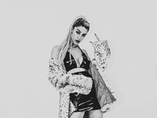Constanza Sapag Presenta su primer disco «One Week With Me»