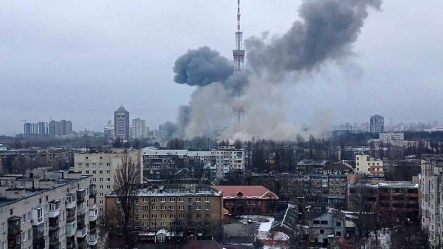 Rusia redobla sus ataques contra la capital de Ucrania