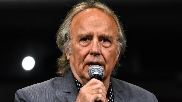 Serrat le puso fecha a su despedida en la Argentina