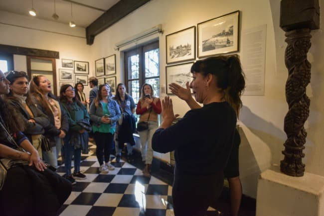 Leia El Municipio puso en marcha el Programa de Visitas a Museos orientado a personas sordas