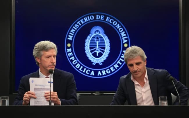 No habrá pesos, el Gobierno volvió a subir los encajes