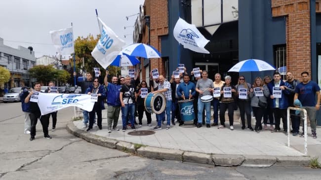 Leia Exigen que Toledo cumpla con el pago total del bono de fin de año a sus trabajadores 