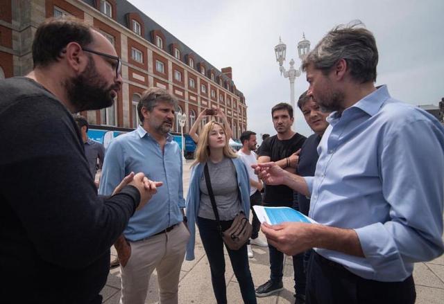 Lammens y Ciano visitaron a Cermelo en el stand del Observatorio Juegos Evita