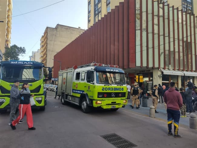 Leia La Fonte D’Oro echó a trabajador que salvó el local de un incendio