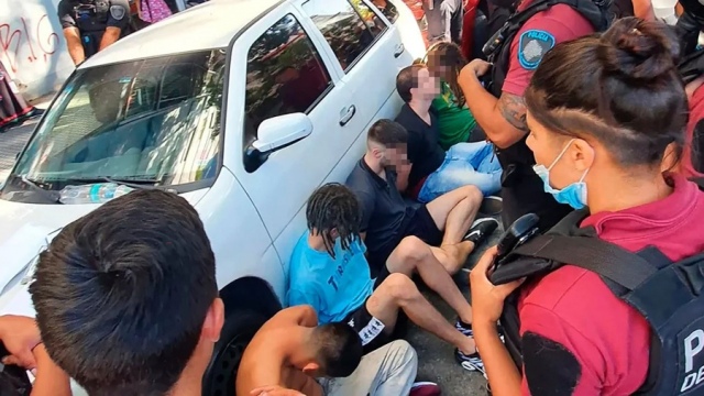 Indagan a los seis acusados de abusar sexualmente a una joven en Palermo