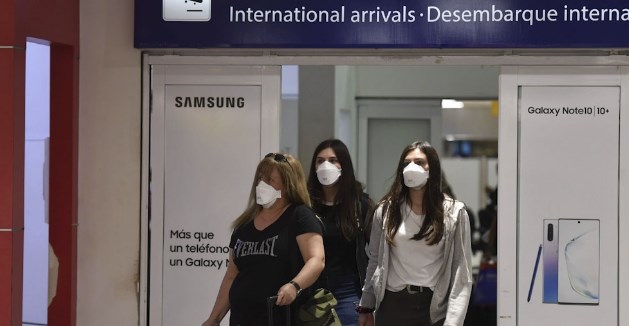 El Gobierno extendió la prohibición de ingreso de turistas extranjeros hasta el 30 de abril