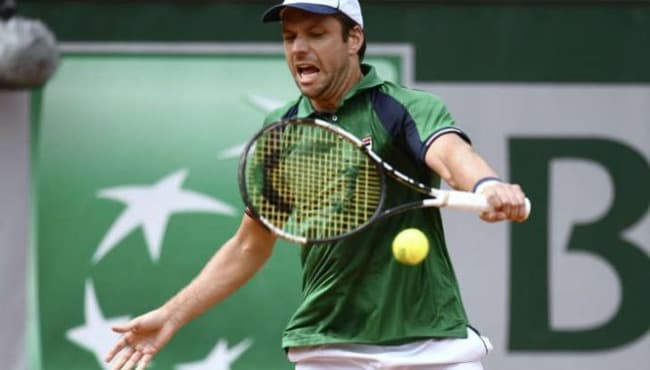 Zeballos avanzó a cuartos de final en el dobles de Roland Garros