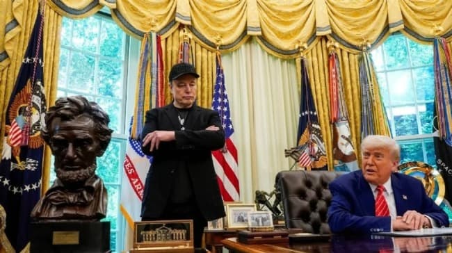 Elon Musk pidió el juicio político a Donald Trump y estalló la guerra