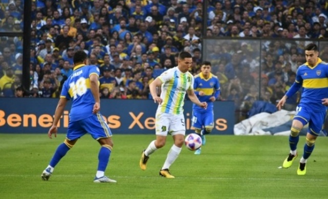Boca le dio otro empujón a Aldosivi para acercarse al descenso
