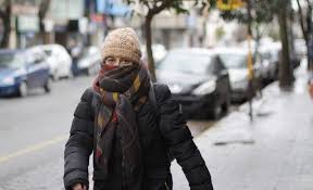 Cómo estará el clima  hoy sábado en la ciudad