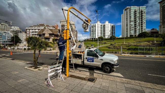 Leia Nuevo semáforo en General Roca y Patricio Peralta Ramos