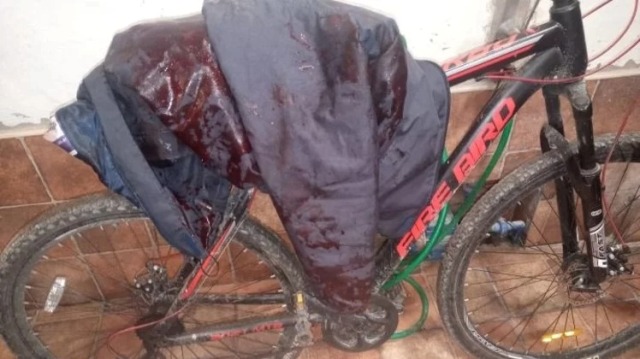 Se buscan testigos: Ciclista fue atropellado por un auto y el conductor huyó del lugar