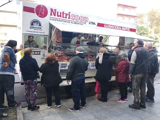 La Feria del Buen Vivir celebrará con pastelitos y empanadas gratis el 25 de mayo 