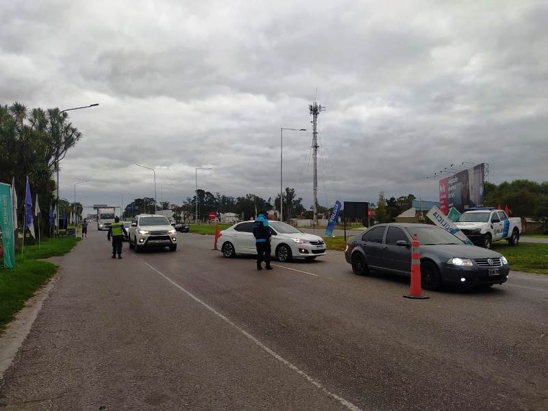 Cerca de 2500 autos por hora ingresan por ruta 2 hacia la costa