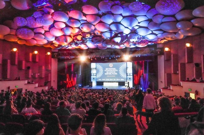 Leia El Auditorium, a disposición del 40° Festival Internacional de Cine de Mar del Plata