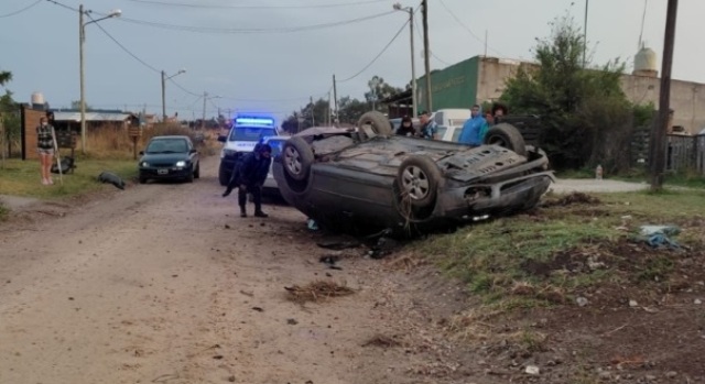No iba ni alcoholizado ni drogado: Insólito vuelco en el barrio San Patricio