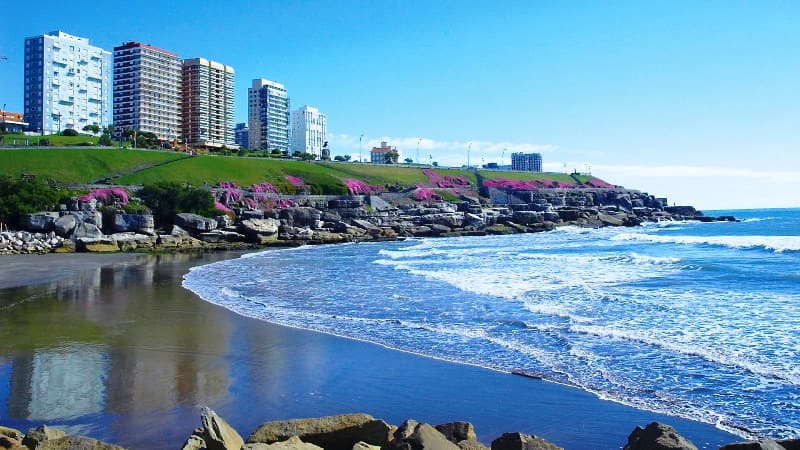 Se presenta el libro «Playas Sostenibles en Mar del Plata»