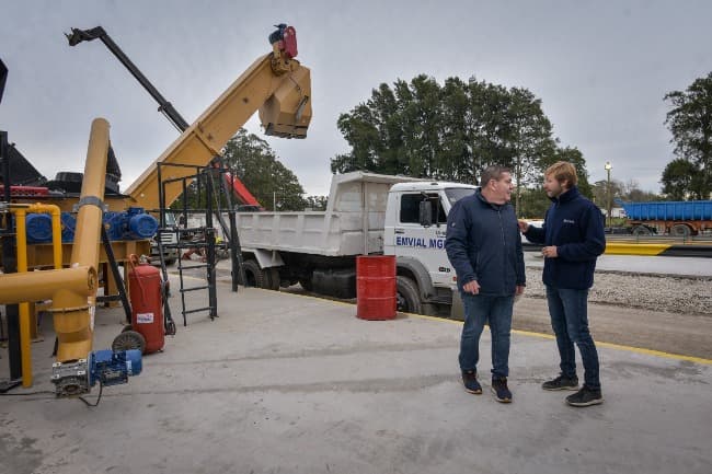 Montenegro sobre la inauguración de la nueva planta de asfalto: «Es un hecho histórico»