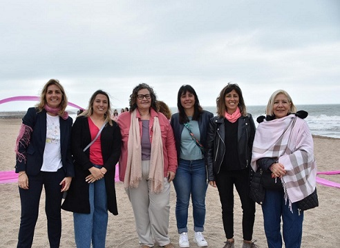 Se realizó una jornada conmemorativa por el Día de Lucha Contra el Cáncer de Mama