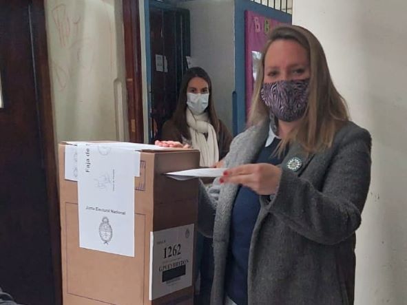 Maria Cecilia Martinez:«Hoy es el día de la democracia»