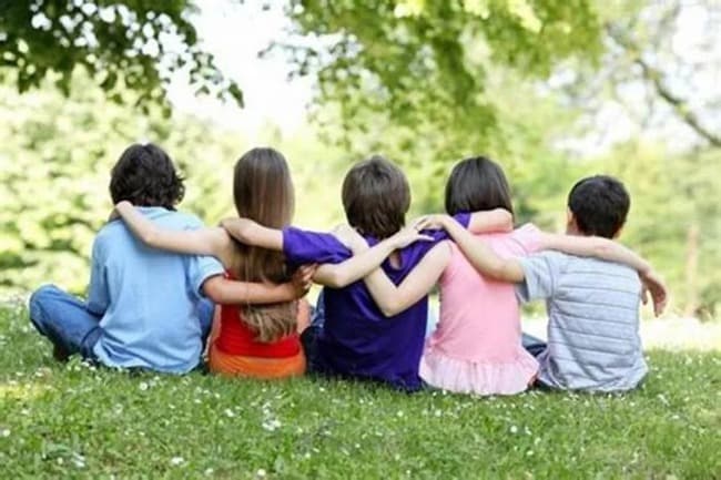 ¿Por qué se celebra hoy el Día del Hermano?